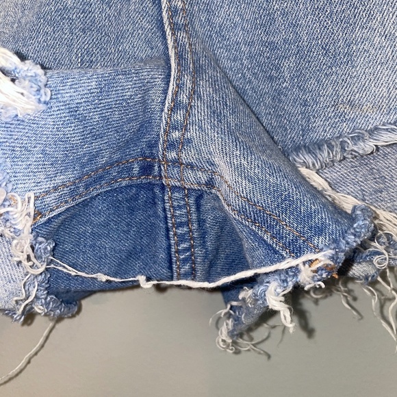 EUC Topshop Extreme Ripped A-line Mom Denim Jean Shorts Size 8 - Picture 4 of 6